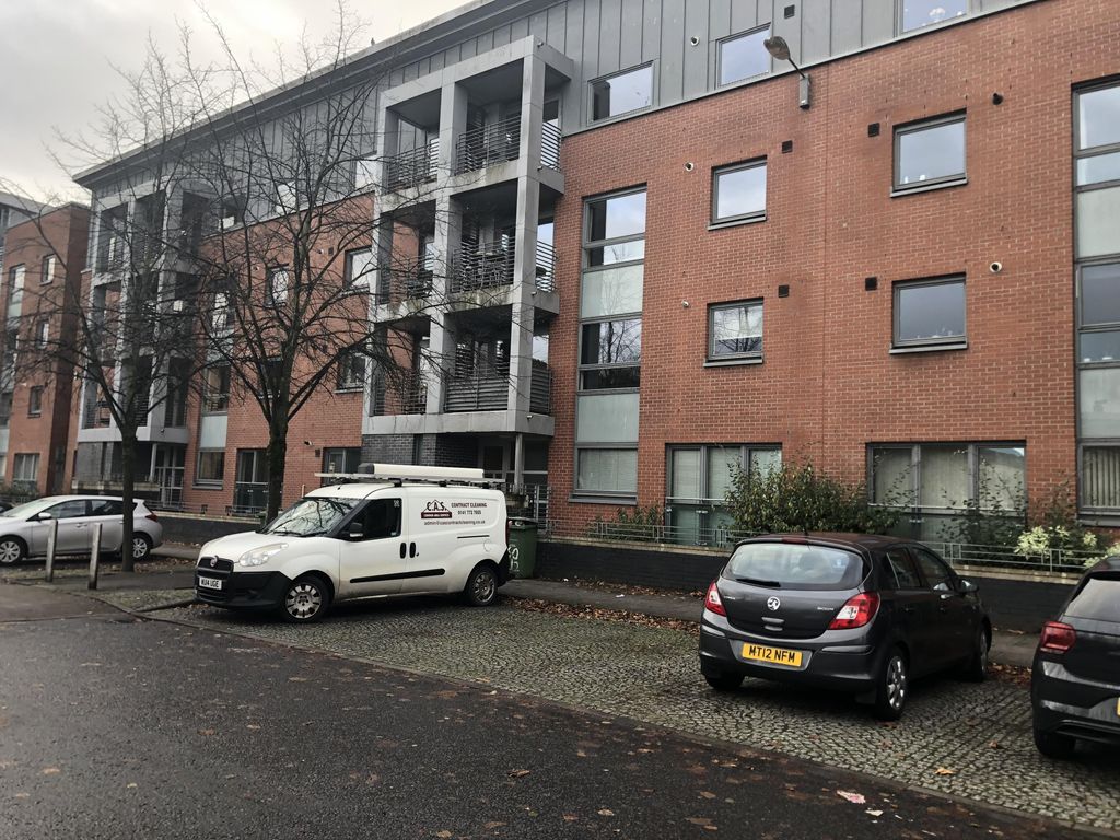 2 bed flat to rent in Errol Gardens, Oatlands, Glasgow G5, £1,195 pcm
