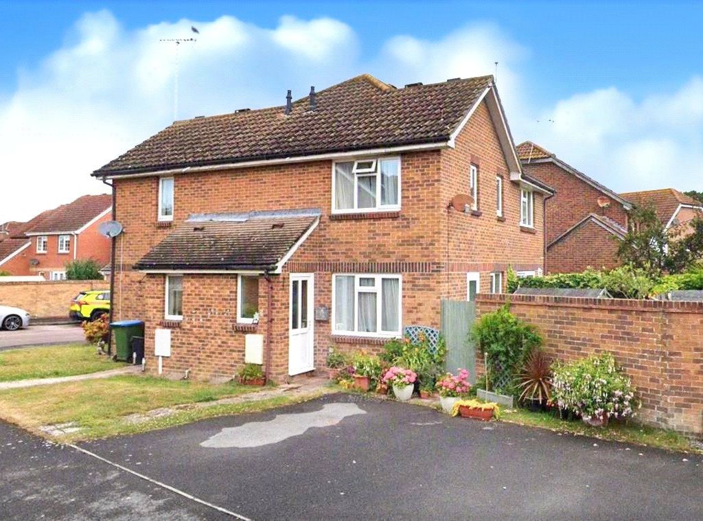 1 bed end terrace house for sale in Buttermere Way, Littlehampton, West