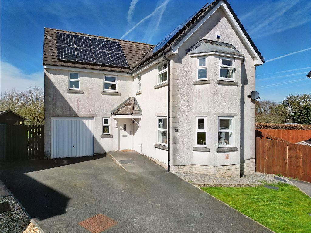 4 bed detached house for sale in Lostrigg Close, Little Clifton