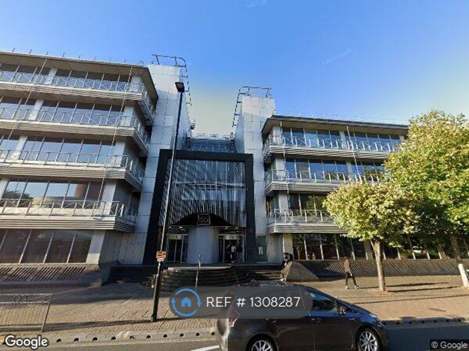 Studio to rent in Staines Road, Hounslow TW3 Zoopla