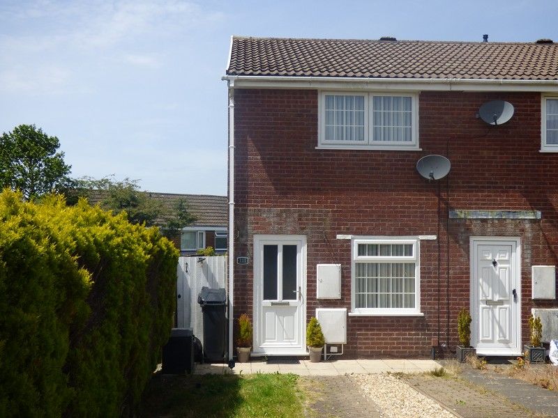 2 bed end terrace house for sale in Mackworth Drive, Cimla, Neath . SA11 Zoopla