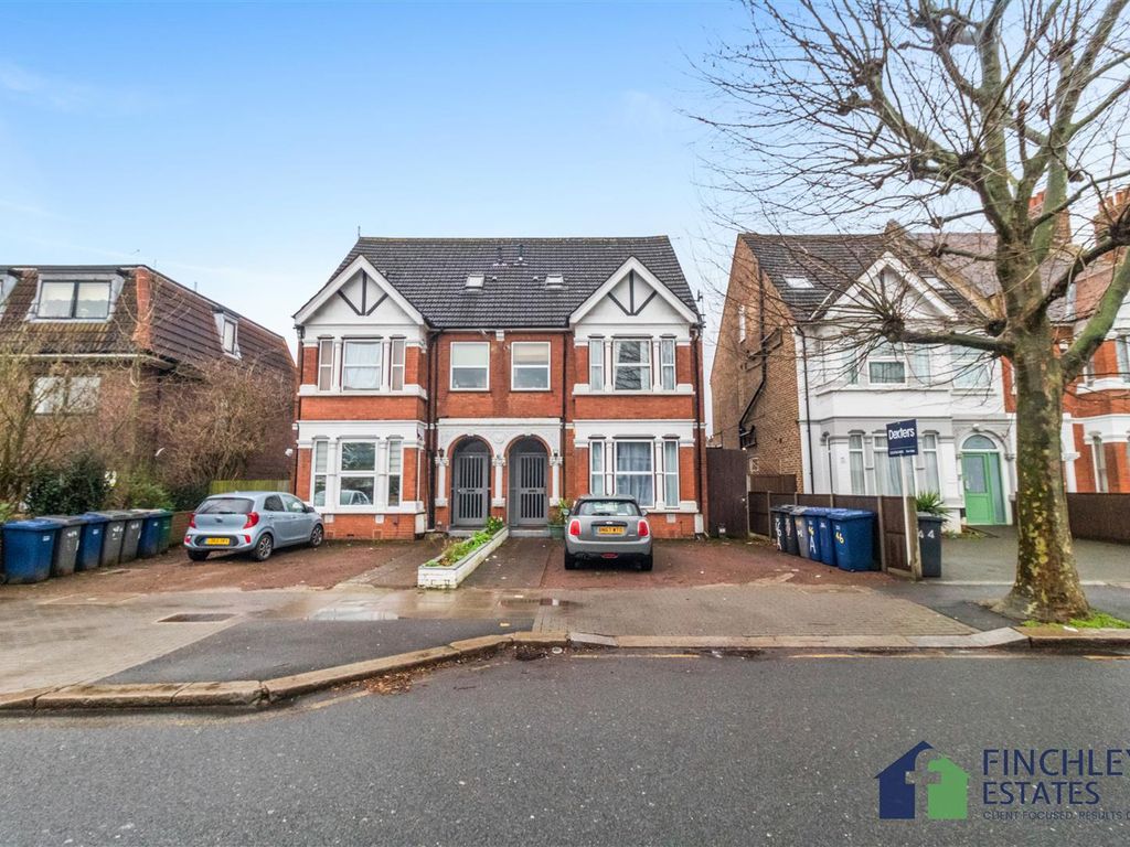 4 bed flat for sale in Long Lane, Finchley N3, £450,000 Zoopla