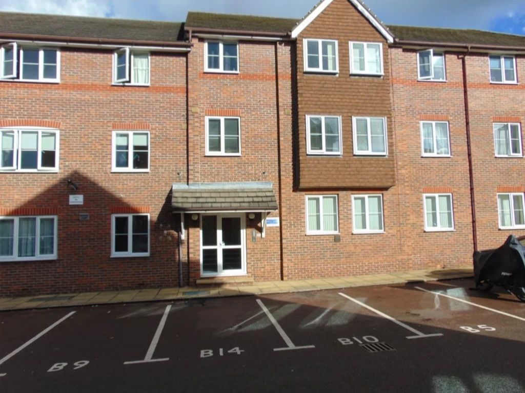 Belmont Court, Northampton NN1  