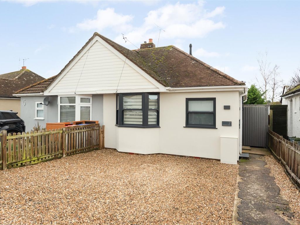 2 bed semidetached bungalow for sale in Woodman Avenue, Swalecliffe