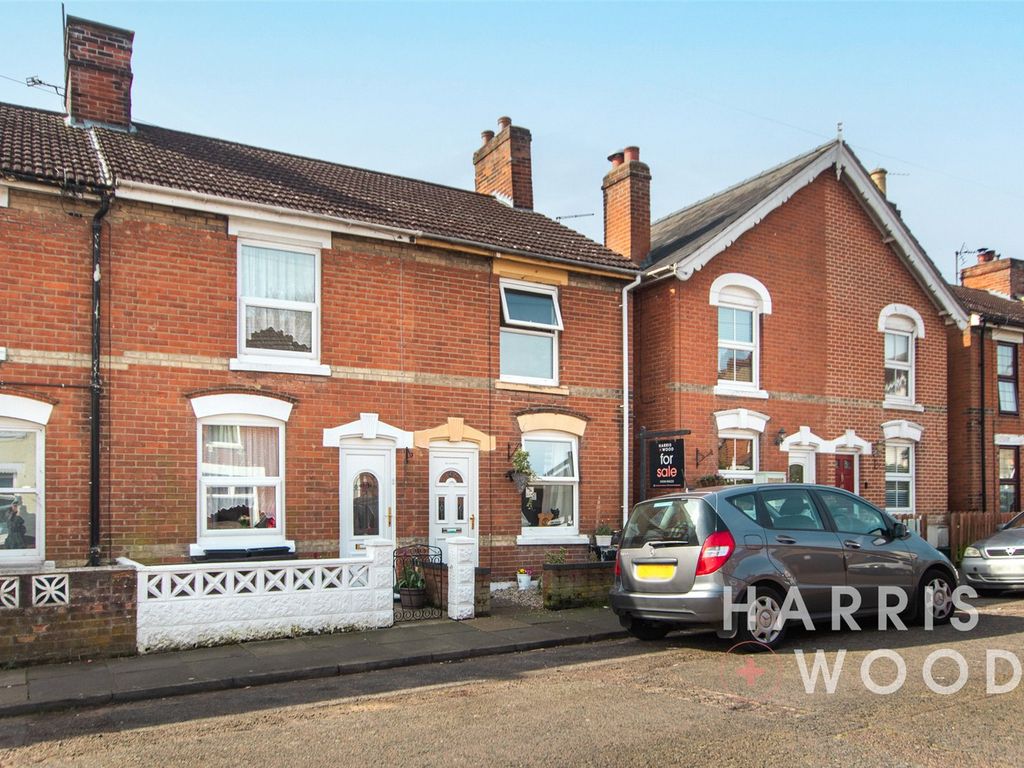 3 bed end terrace house for sale in Winchester Road, Colchester, Essex