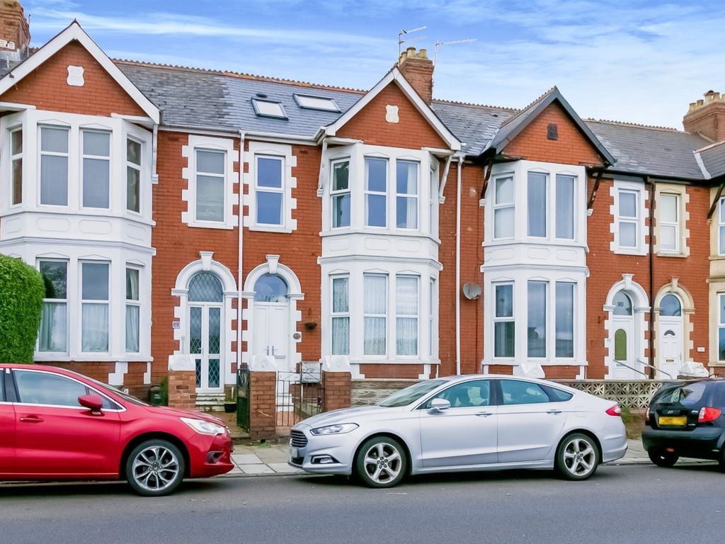 5 bed terraced house for sale in Broad Street, Barry CF62 Zoopla