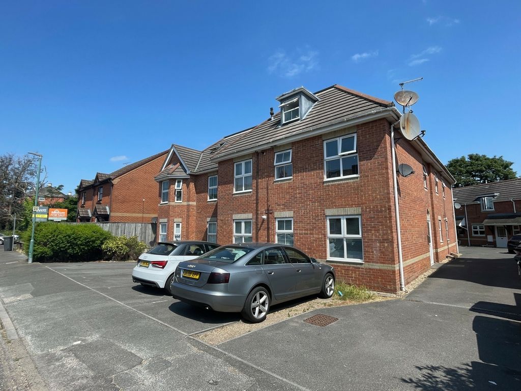 2 bed flat for sale in Malmesbury Park Place, Bournemouth BH8 Zoopla