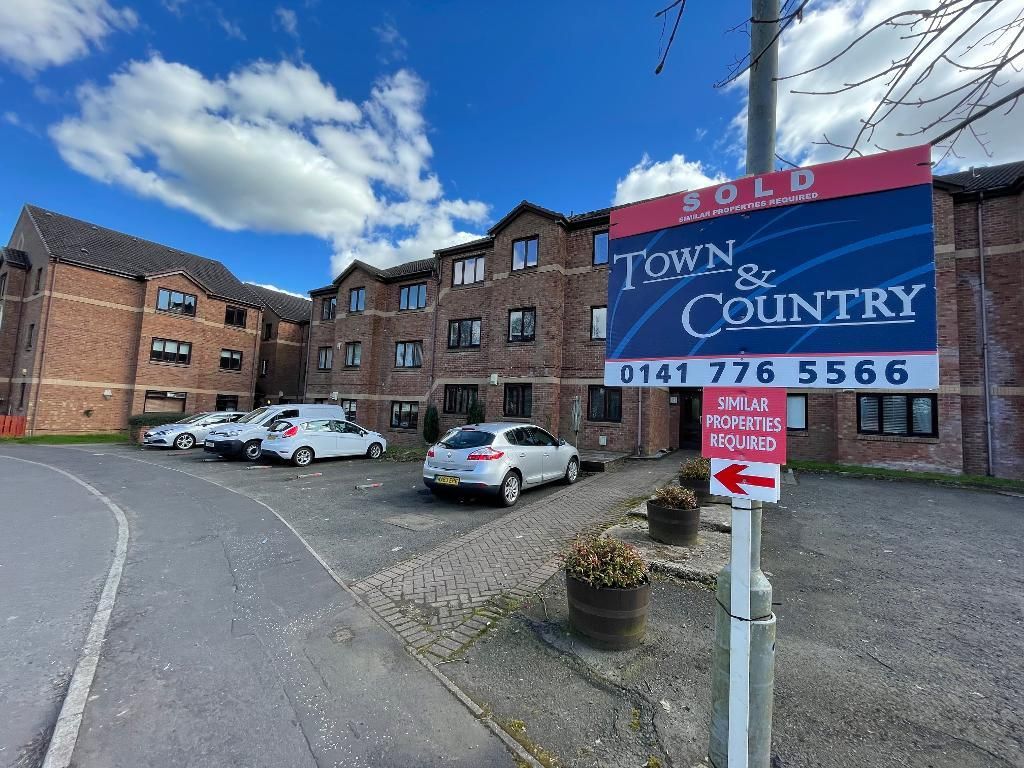 2 bed flat for sale in Mahon Court, Moodiesburn G69 Zoopla