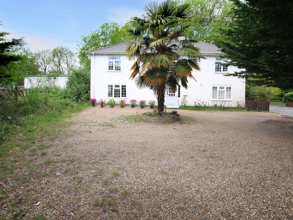 7 bed detached house for sale in Horton Road, Horton, Slough SL3 Zoopla