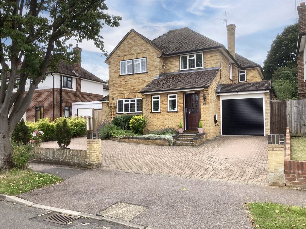 4 bed detached house for sale in Walker Road, Maidenhead, Berkshire SL6