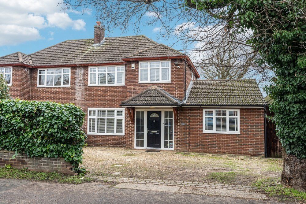 4 bed semidetached house for sale in Fairview Road, Stevenage SG1, £