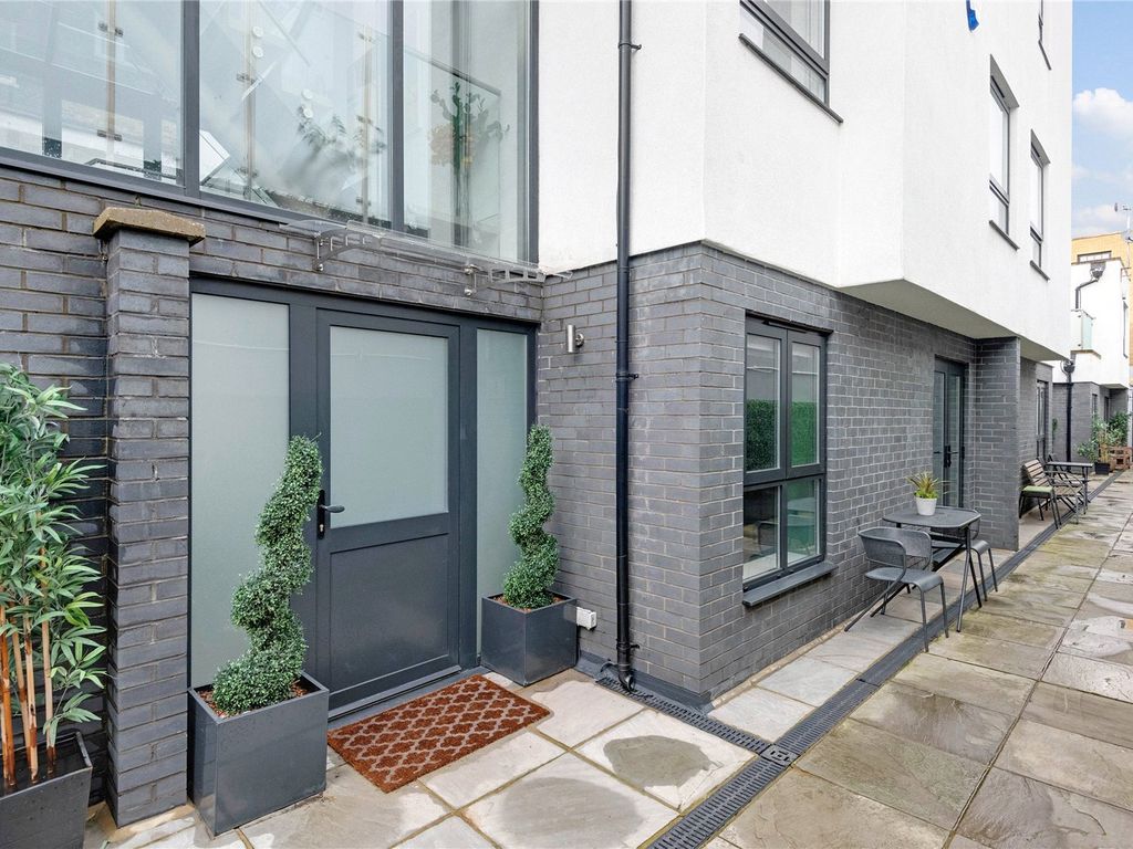 Whittlebury Mews East, Primrose Hill NW1  