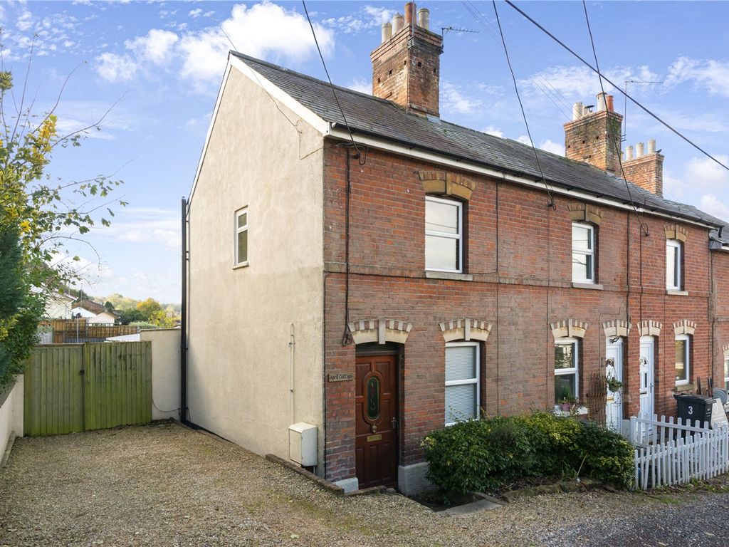 2 bed end terrace house for sale in Rustywell Hendford Hill, Yeovil