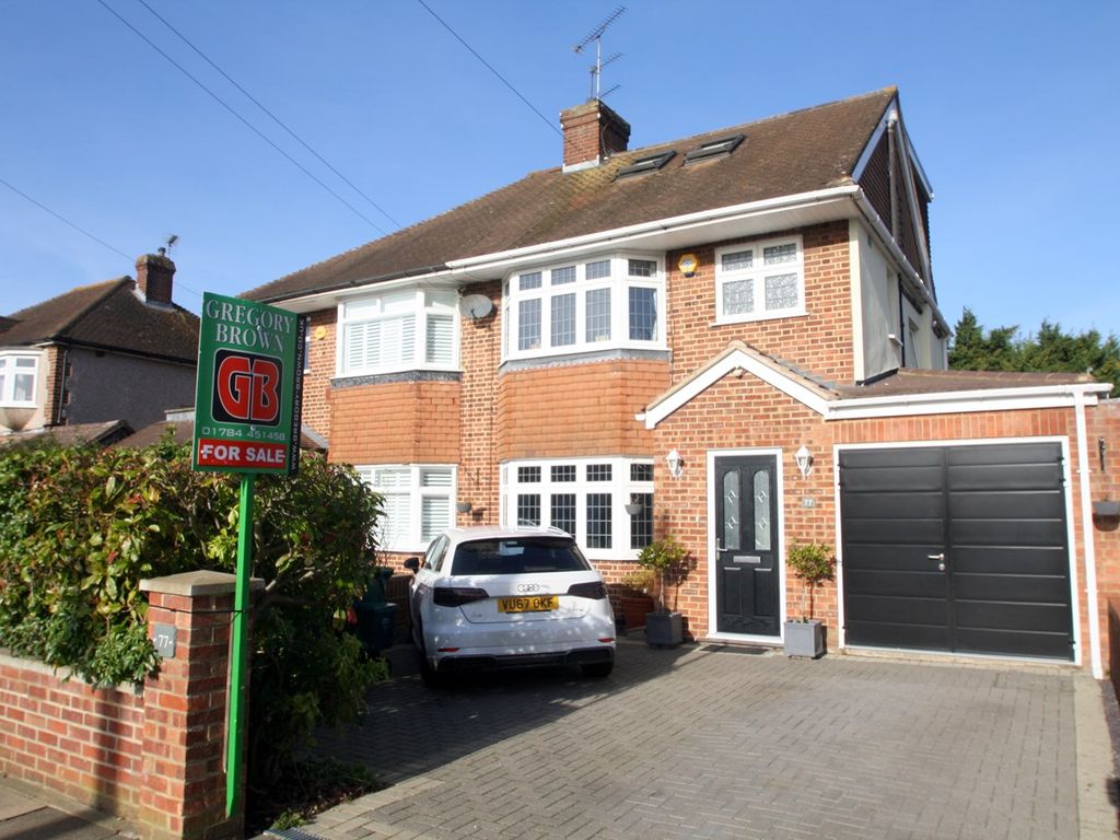4 bed semidetached house for sale in Grosvenor Road, StainesUpon
