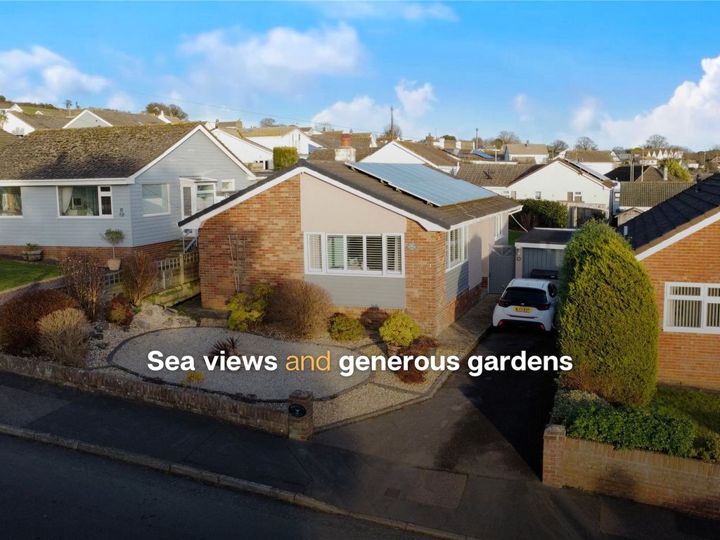 2 bed bungalow for sale in Maudlin Drive, Teignmouth, Devon TQ14, £