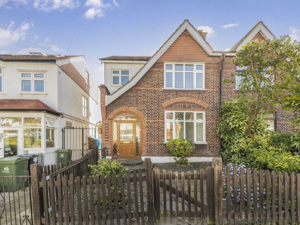 Rosedene Avenue, London SW16  