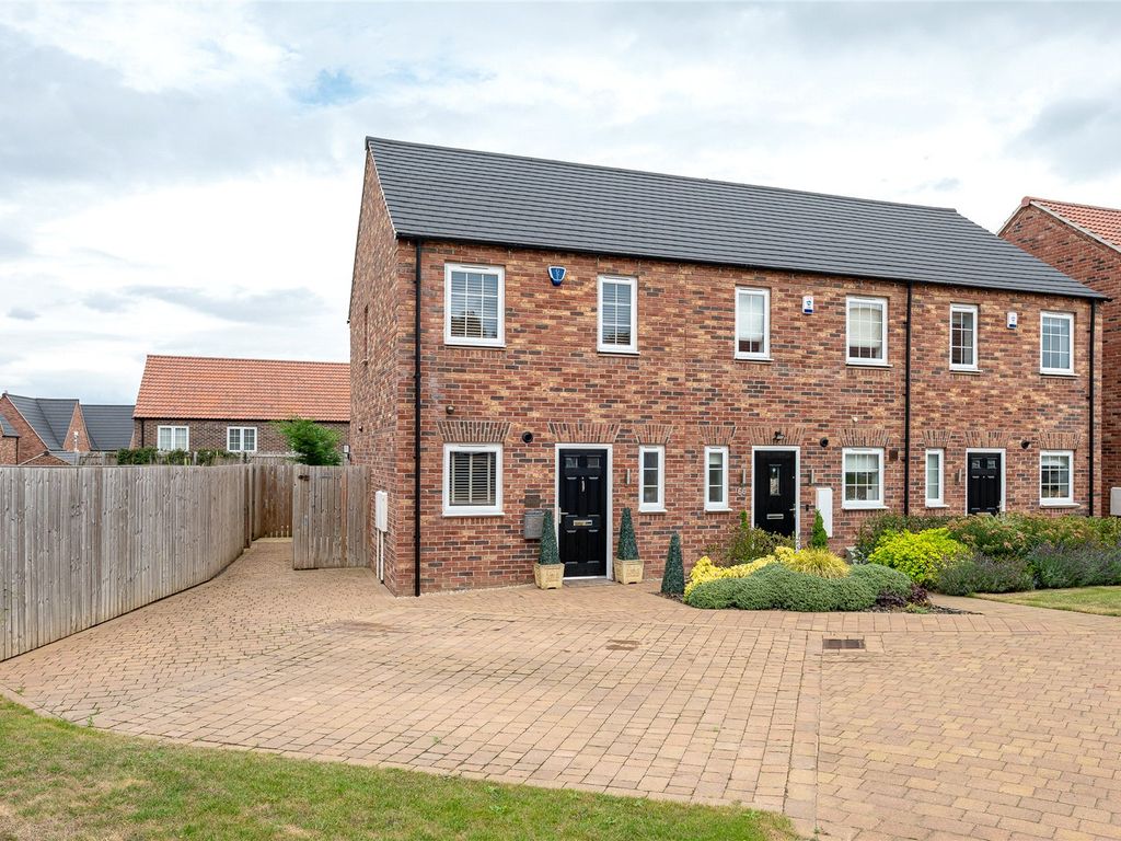 2 bed end terrace house for sale in Pentagon Way, Wetherby LS22 Zoopla