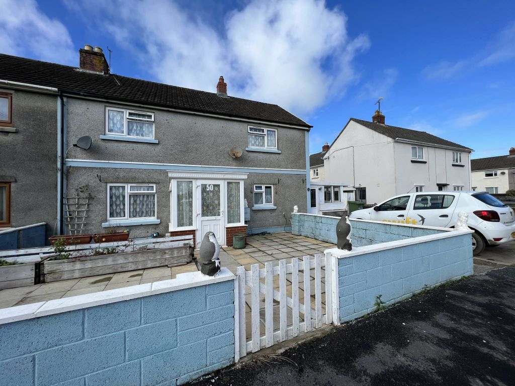 3 bed semidetached house for sale in Lon Hafren, St. Clears
