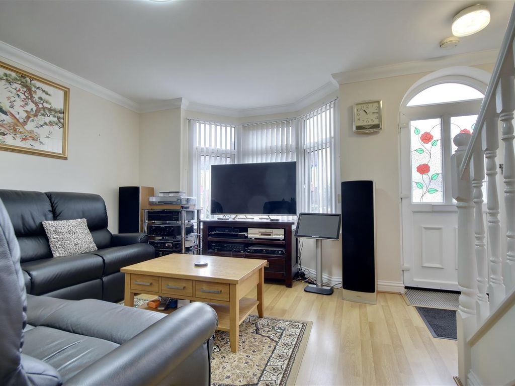 3 bed detached house for sale in Beaulieu Avenue, Fareham PO16, £