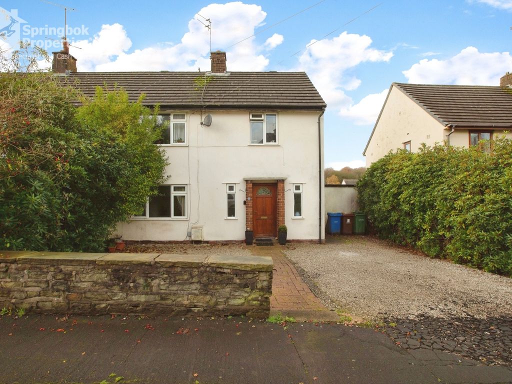 3 bed semidetached house for sale in Hillside Crescent, WhittleLe