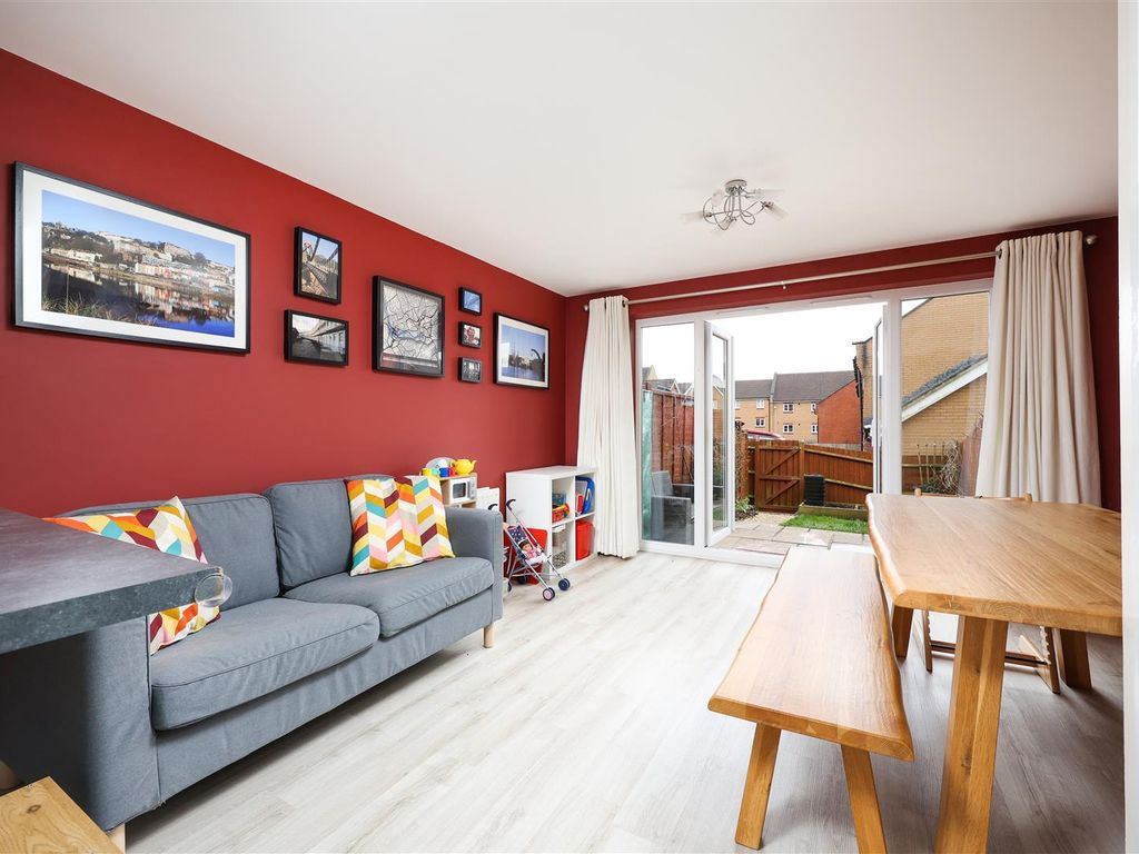 3 bed town house for sale in St Lucia Cresent, Horfield, Bristol BS7