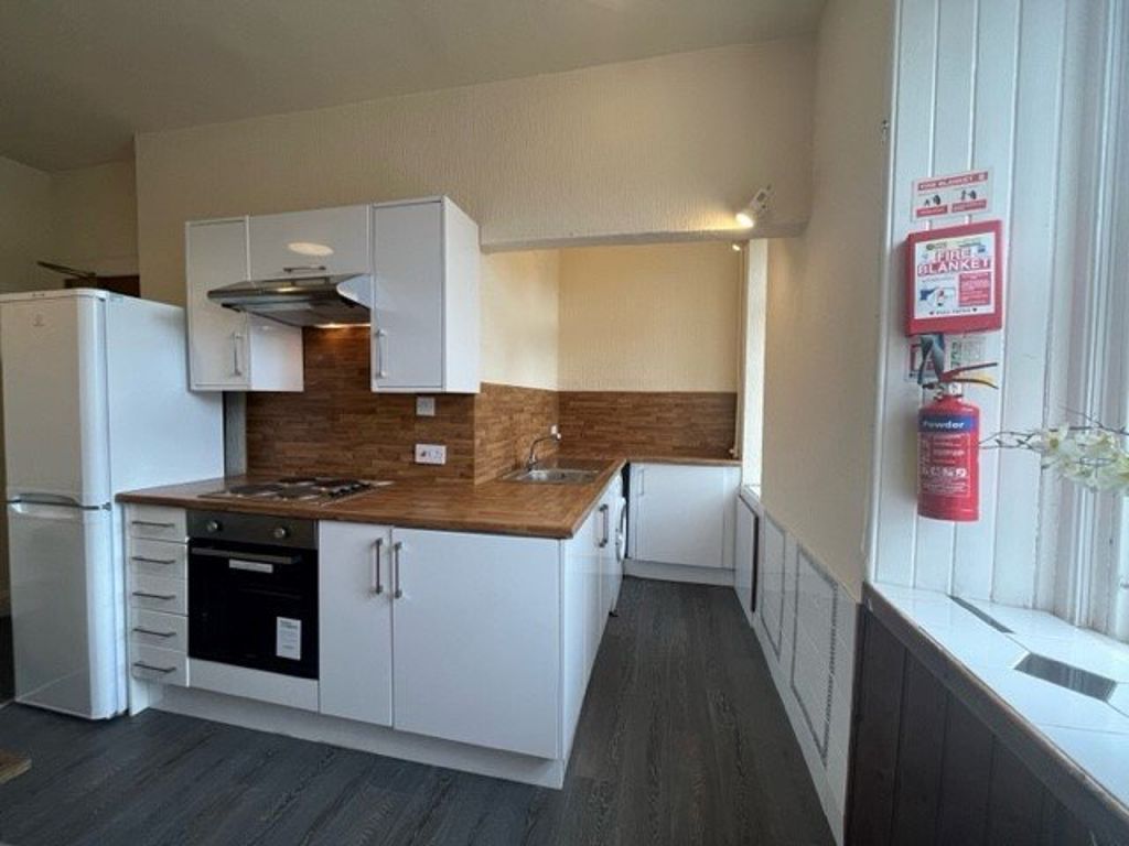 2 bed flat to rent in Scott Street, Dundee DD2, £940 pcm Zoopla