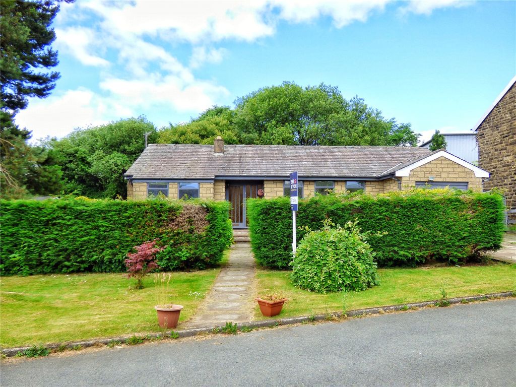 3 bed detached bungalow for sale in Musbury View, Haslingden