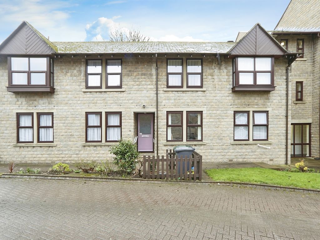 2 bed flat for sale in Westcliffe Road, Shipley BD18, £80,500 Zoopla
