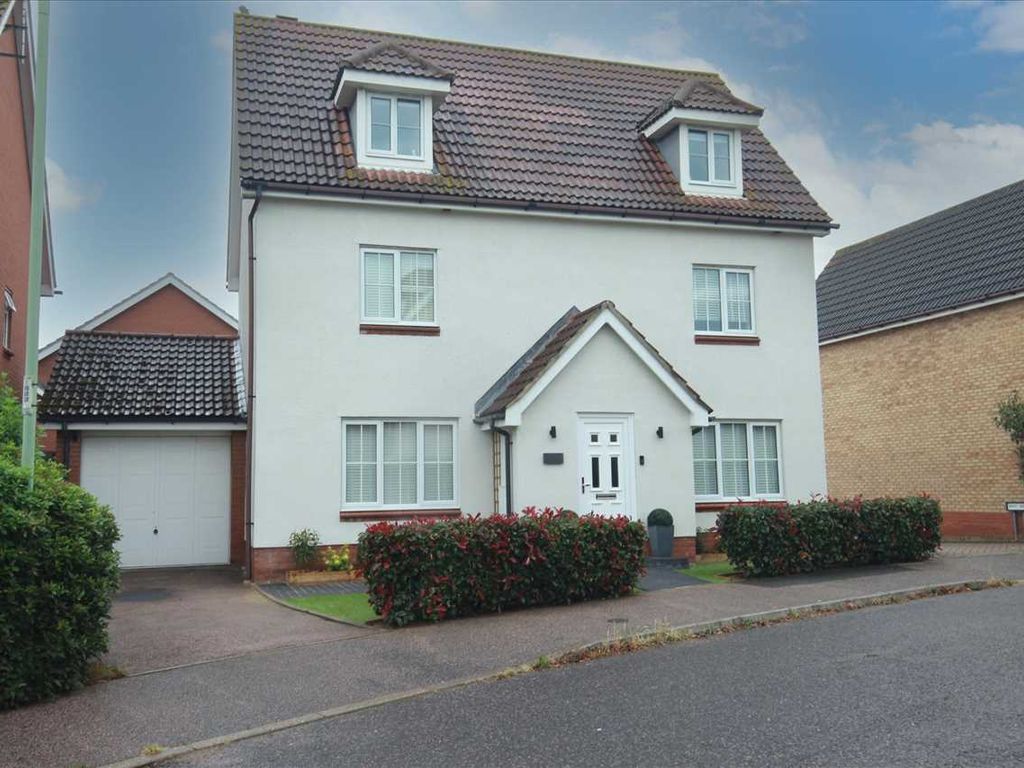 5 bed detached house for sale in Terry Gardens, Kesgrave, Ipswich IP5