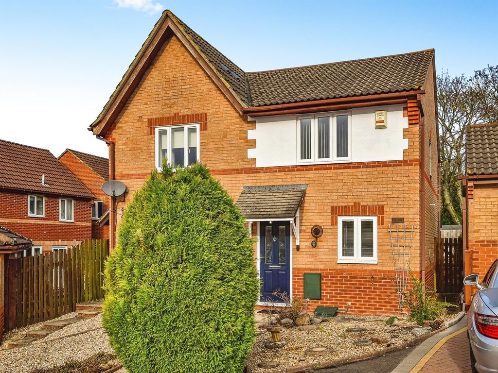 2 bed semidetached house for sale in Hillbourne Close, Warminster BA12, £240,000 Zoopla