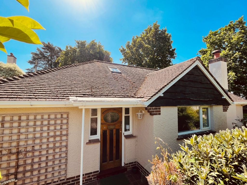 2 bed bungalow to rent in Manstone Mead, Sidmouth, Devon EX10 Zoopla