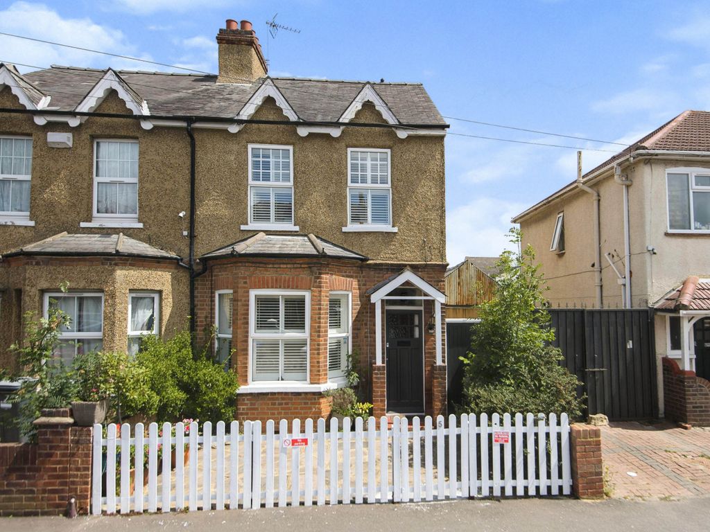 3 bed semidetached house for sale in Warfield Road, Feltham TW14 Zoopla