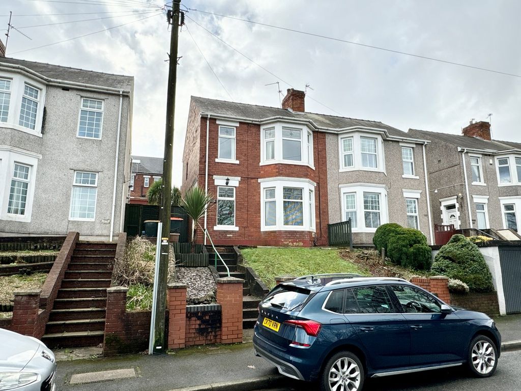 3 bed semidetached house for sale in St Julians Road, Newport NP19, £