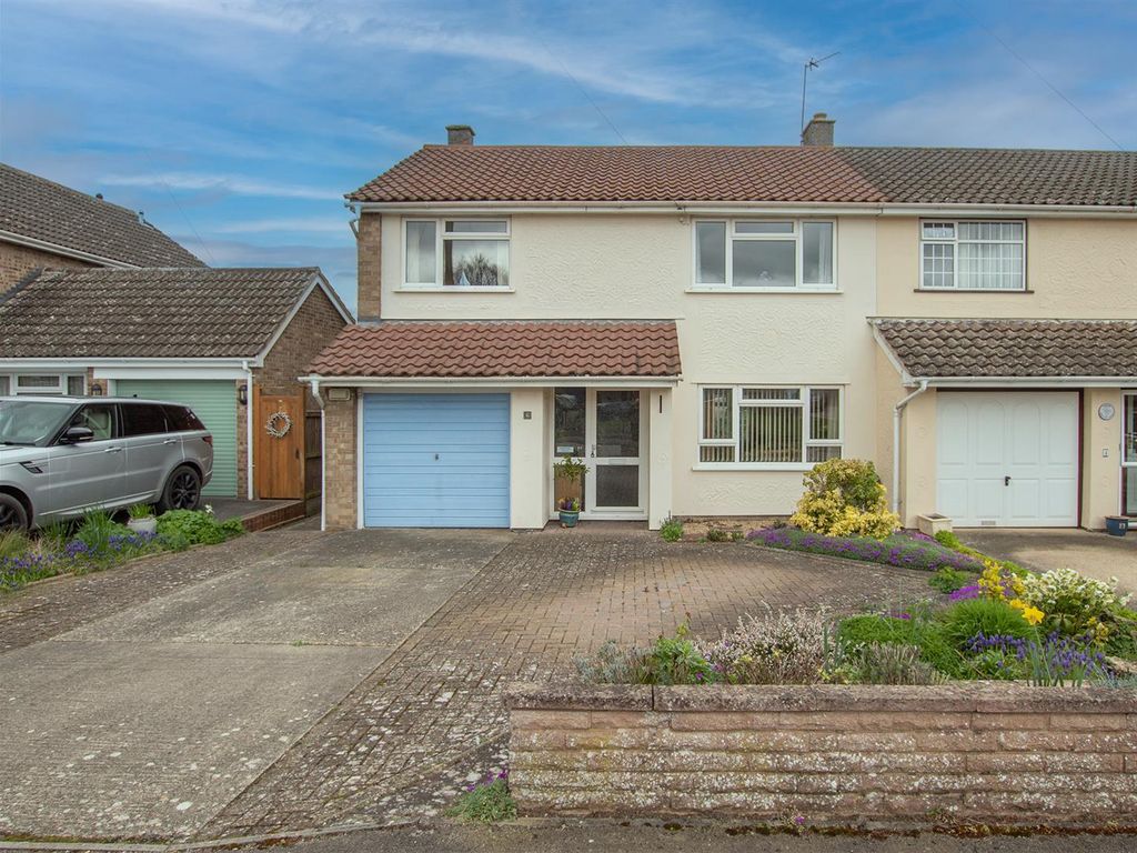 3 bed semidetached house for sale in Bower Hall Drive, Steeple Bumpstead, Haverhill CB9, £