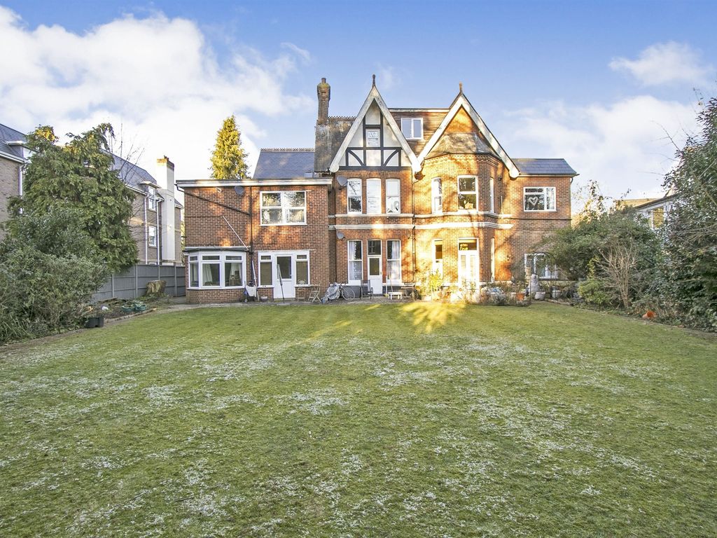 Lansdowne Road, Bournemouth BH1