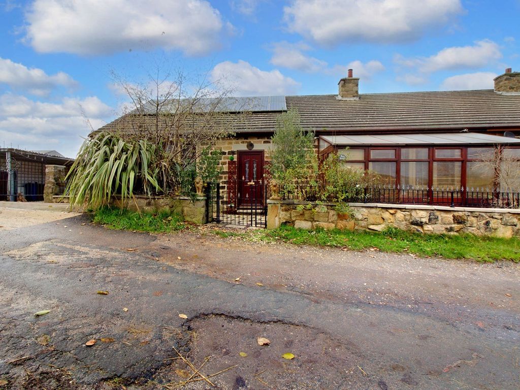 4 bed barn conversion for sale in Mitchell Street, Swaithe, Barnsley