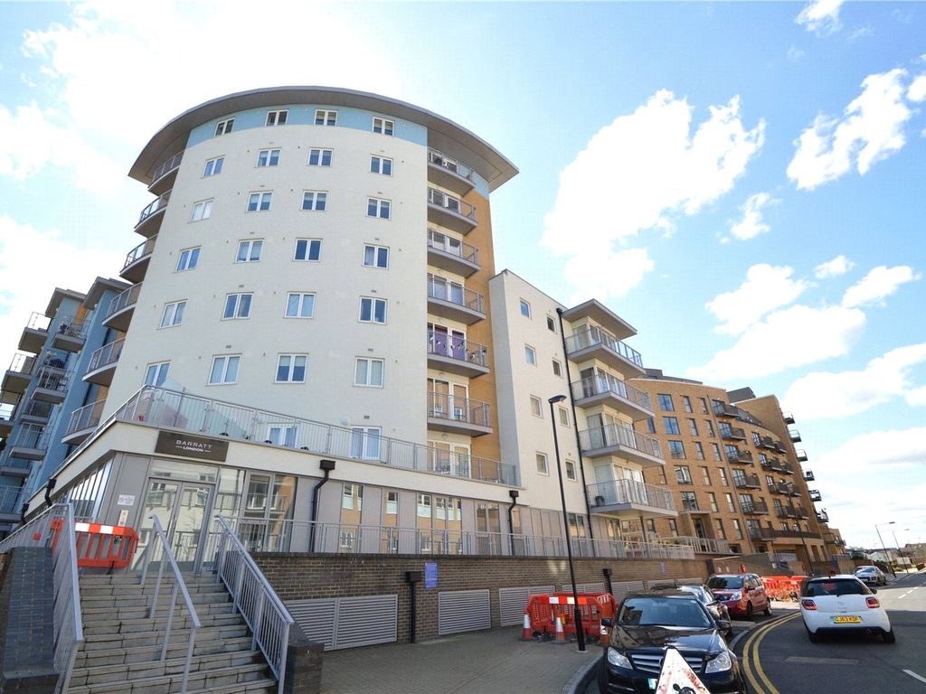 2 bed flat to rent in Whitestone Way, Croydon CR0, £1,650 pcm Zoopla