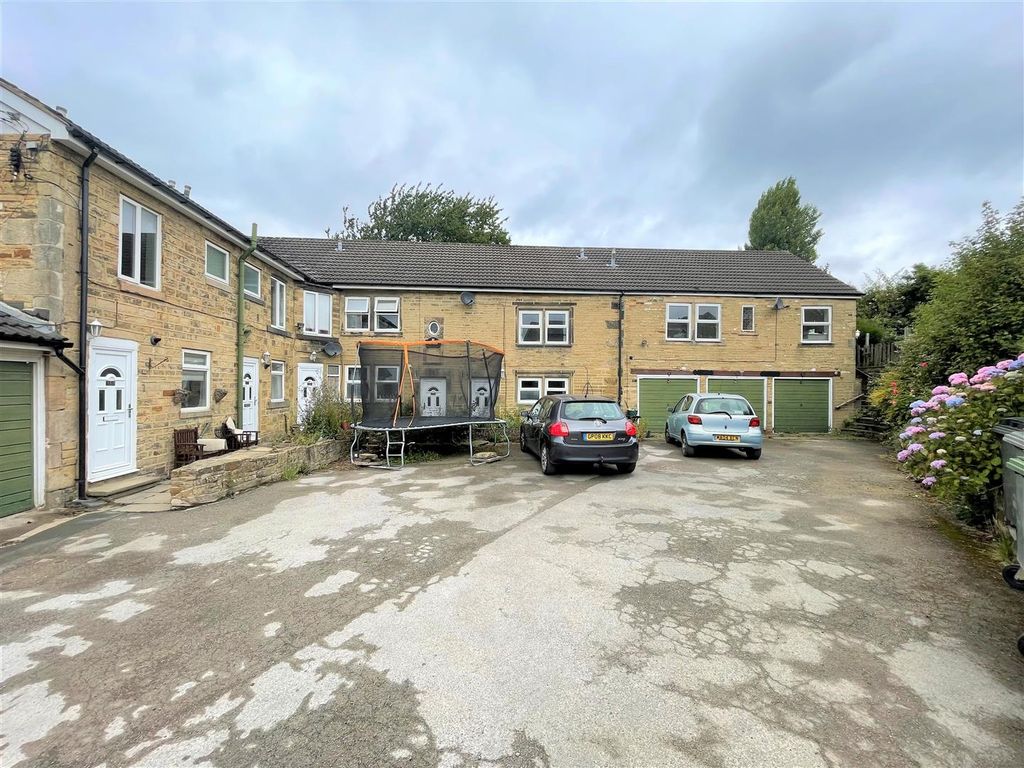 3 bed terraced house for sale in Whitecote Lane, Leeds LS13 Zoopla