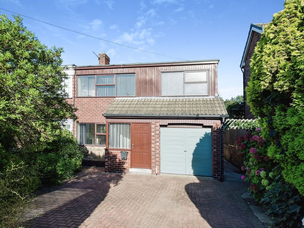 3 bed semidetached house for sale in Bexhill Close, Pontefract WF8, £