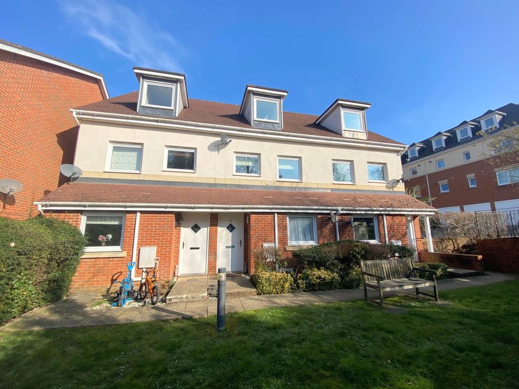 2 bed to rent in Connaught Park, Tunbridge Wells TN2 Zoopla
