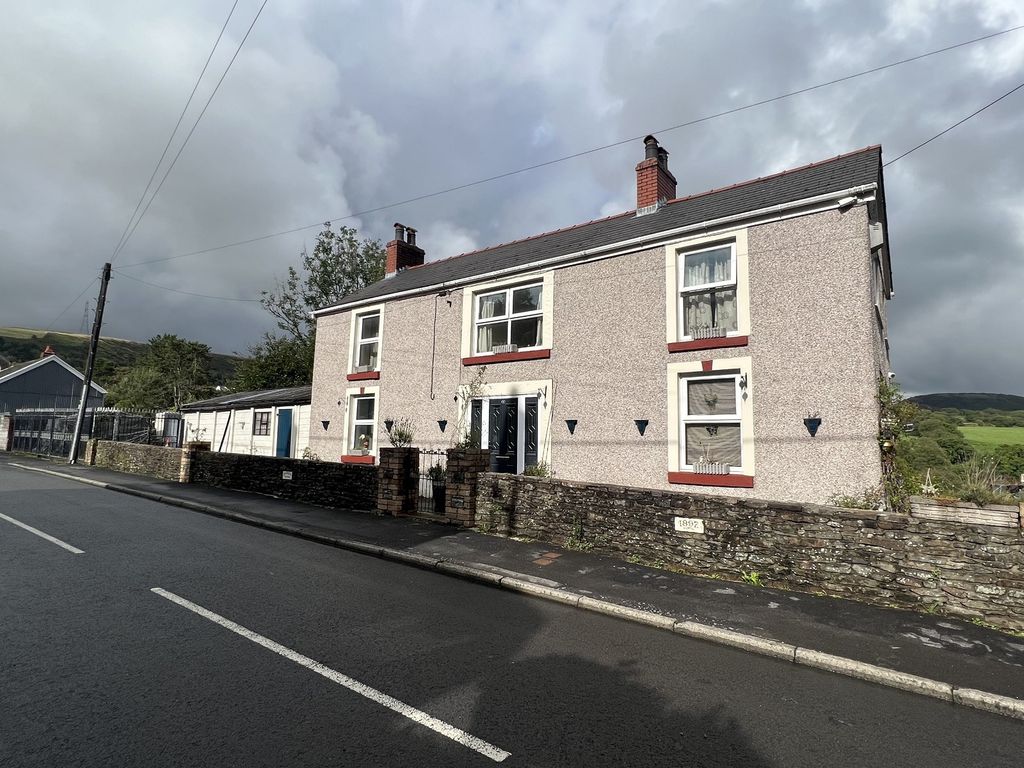 5 bed detached house for sale in Clydach Road, CraigCefnParc, Swansea