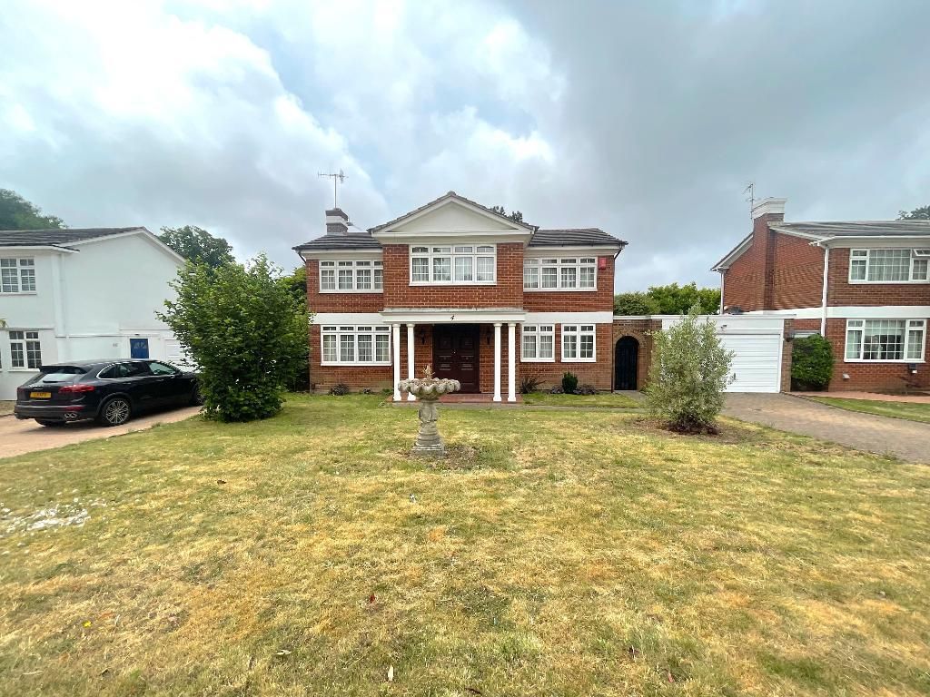 4 bed detached house to rent in Chalfont Drive, Hove BN3 Zoopla