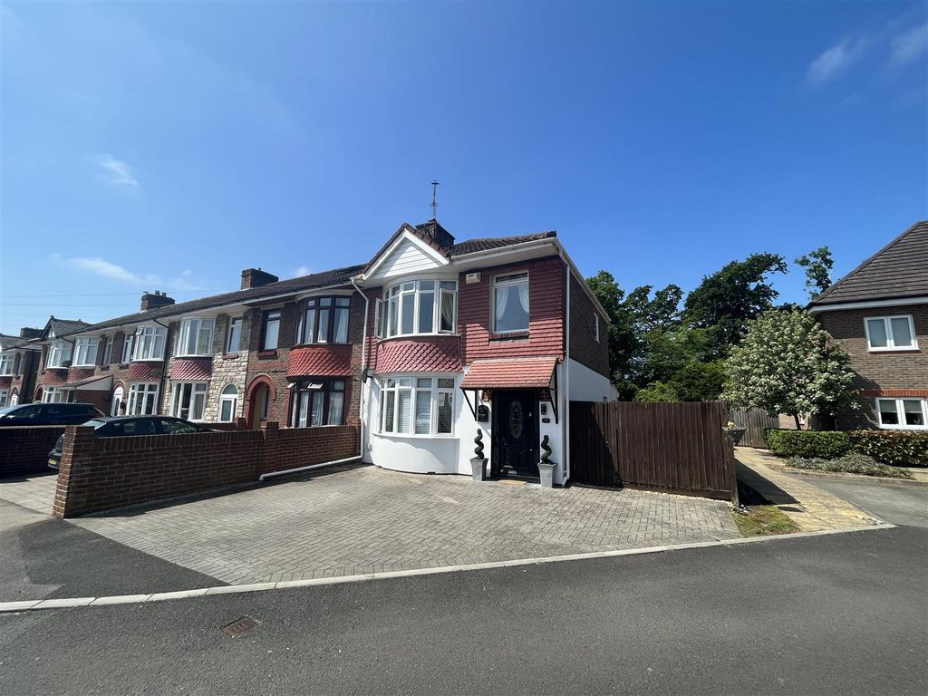 3 bed semidetached house for sale in Westley Grove, Fareham PO14 Zoopla