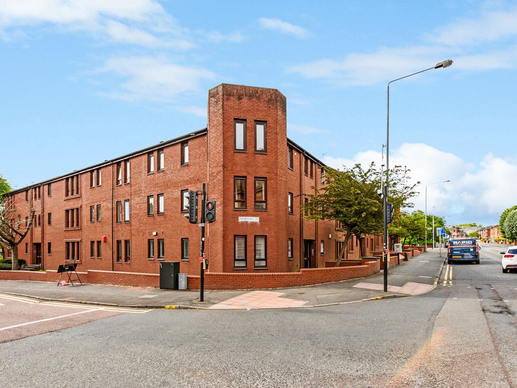 1 bed flat for sale in Maryhill Road, Glasgow G20, £105,000 Zoopla