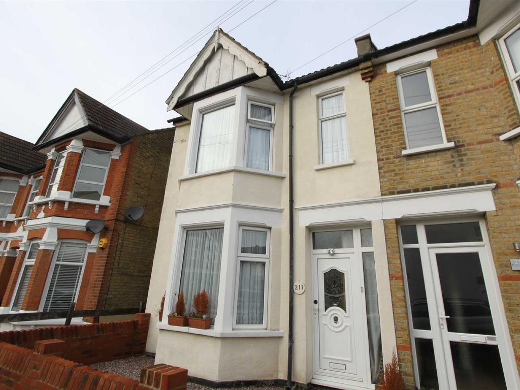 3 bed end terrace house for sale in Stornoway Road, SouthendOnSea SS2