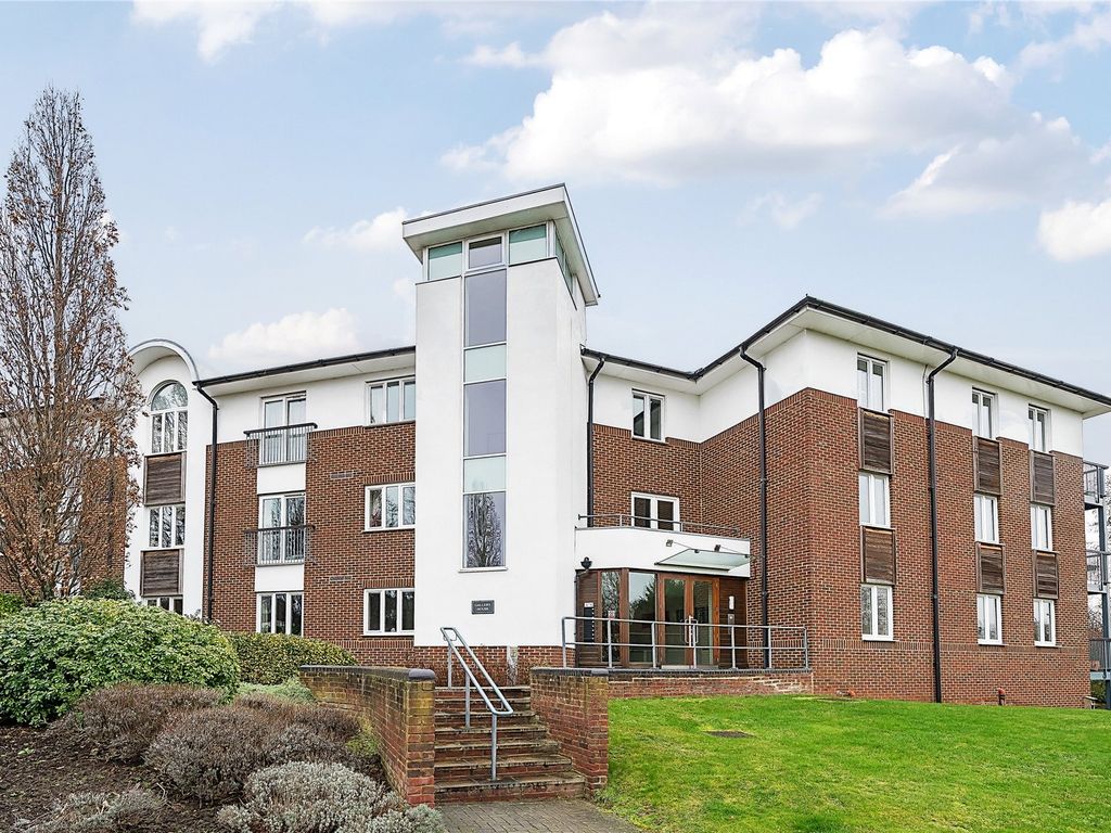 2 bed flat for sale in Gallery House, Copers Cope Road, Beckenham BR3