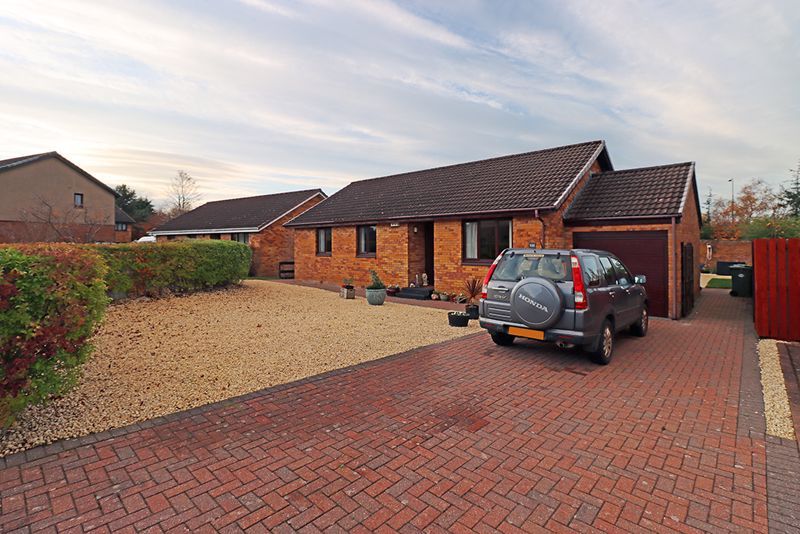 3 bed detached bungalow for sale in Bankton Park West, Murieston