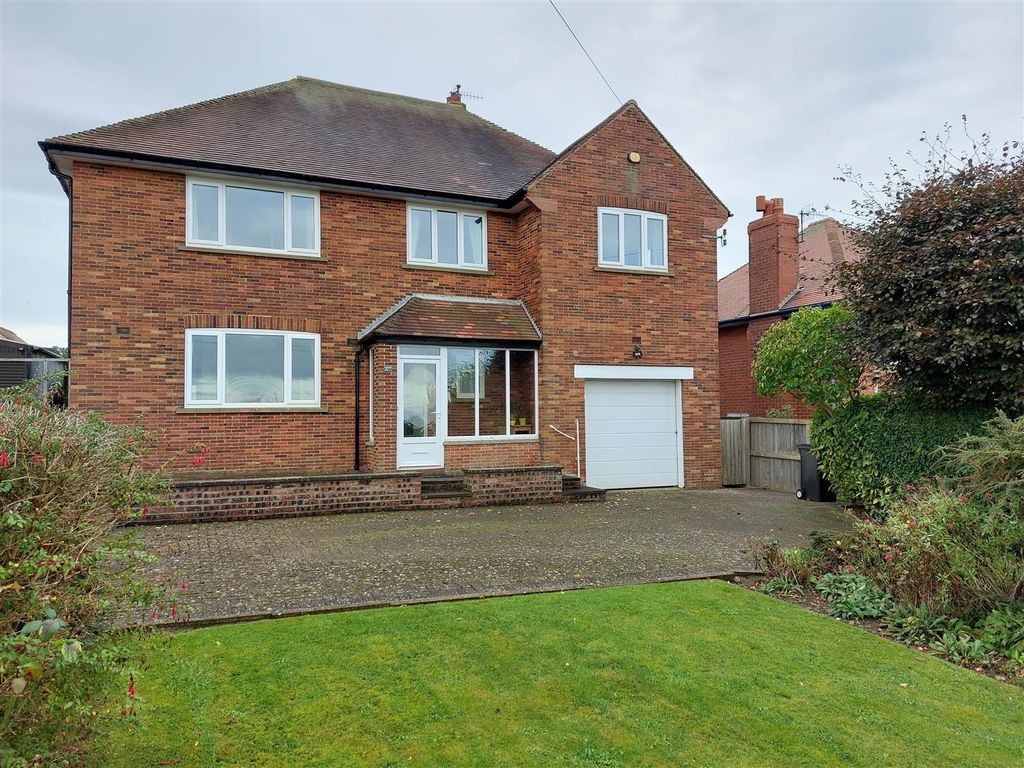 4 bed detached house for sale in Filey Road, Scarborough YO11, £400,000 Zoopla