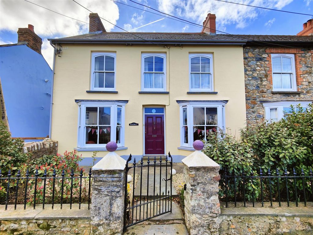 3 bed end terrace house for sale in Dinas Cross, Newport SA42 Zoopla