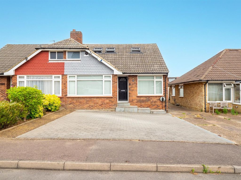 3 bed semidetached house for sale in Longford Gardens, Sutton SM1, £